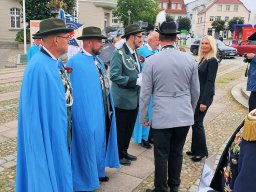 Antreten auf dem Markt in Sehlen